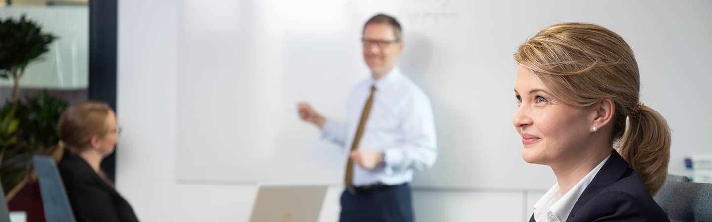 Wirtschaftsrecht und Arbeitsrecht Wirtschaftsrecht und Arbeitsrecht